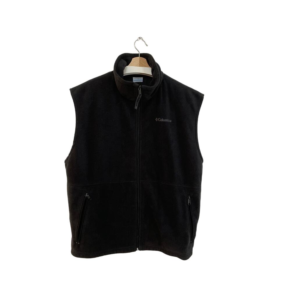 Columbia black vest, size men’s XXL, EUC
